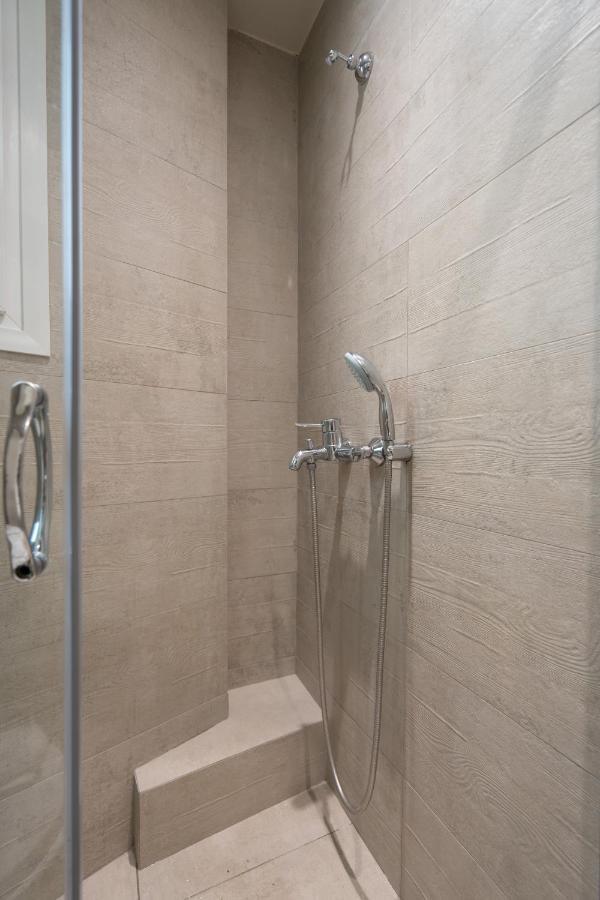 Classy Apartment In Koukaki, Walk To Metro & Acropolis Αθήνα Εξωτερικό φωτογραφία
