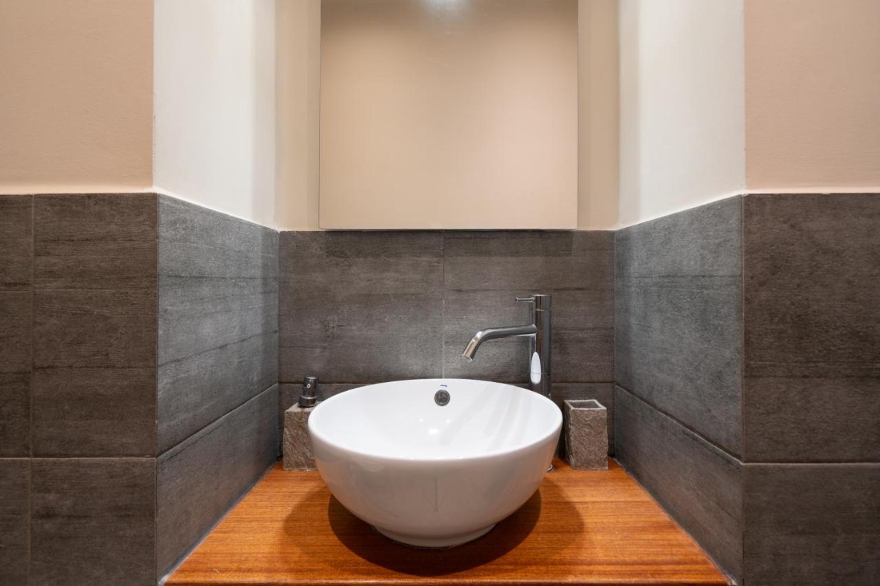 Classy Apartment In Koukaki, Walk To Metro & Acropolis Αθήνα Εξωτερικό φωτογραφία
